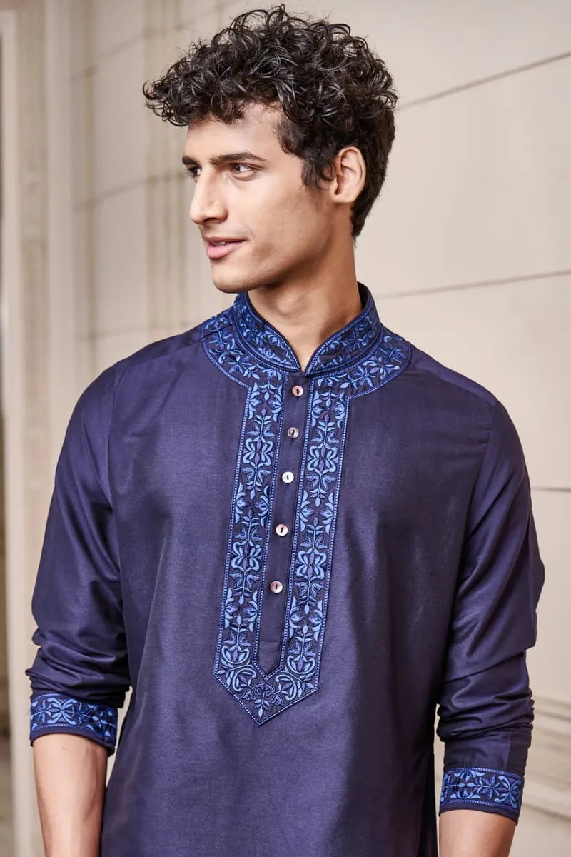Kurta Set with Embroidered Collar and Placket