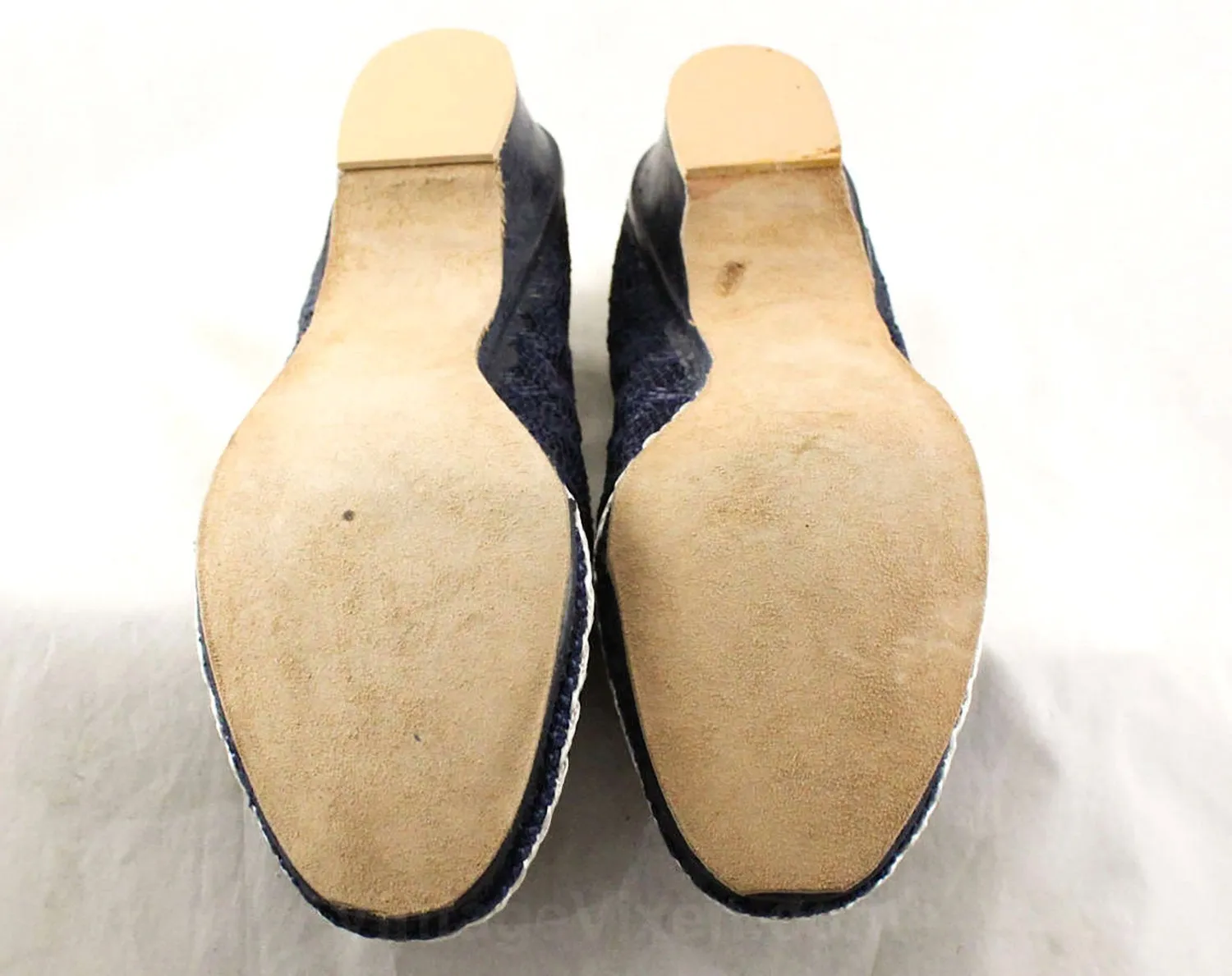 Size 5.5 See Through Navy Shoes - Unworn 1960s Casual Loafers - Dark Blue Zig-Zag Ventilated Mesh - Kitsch Preppy 60s Deadstock - 5 1/2 M