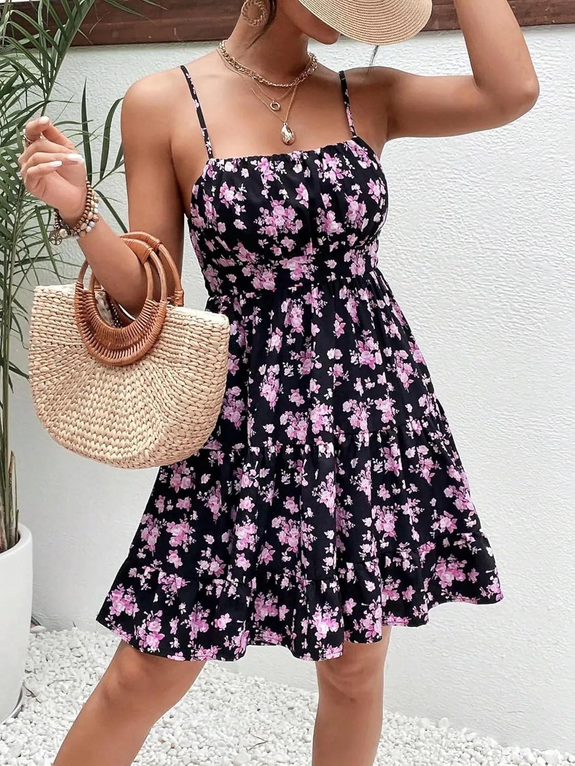 Verdusa Women's Floral Print Ruched Sleeveless Ruffle Hem A Line Swing Cami Dress