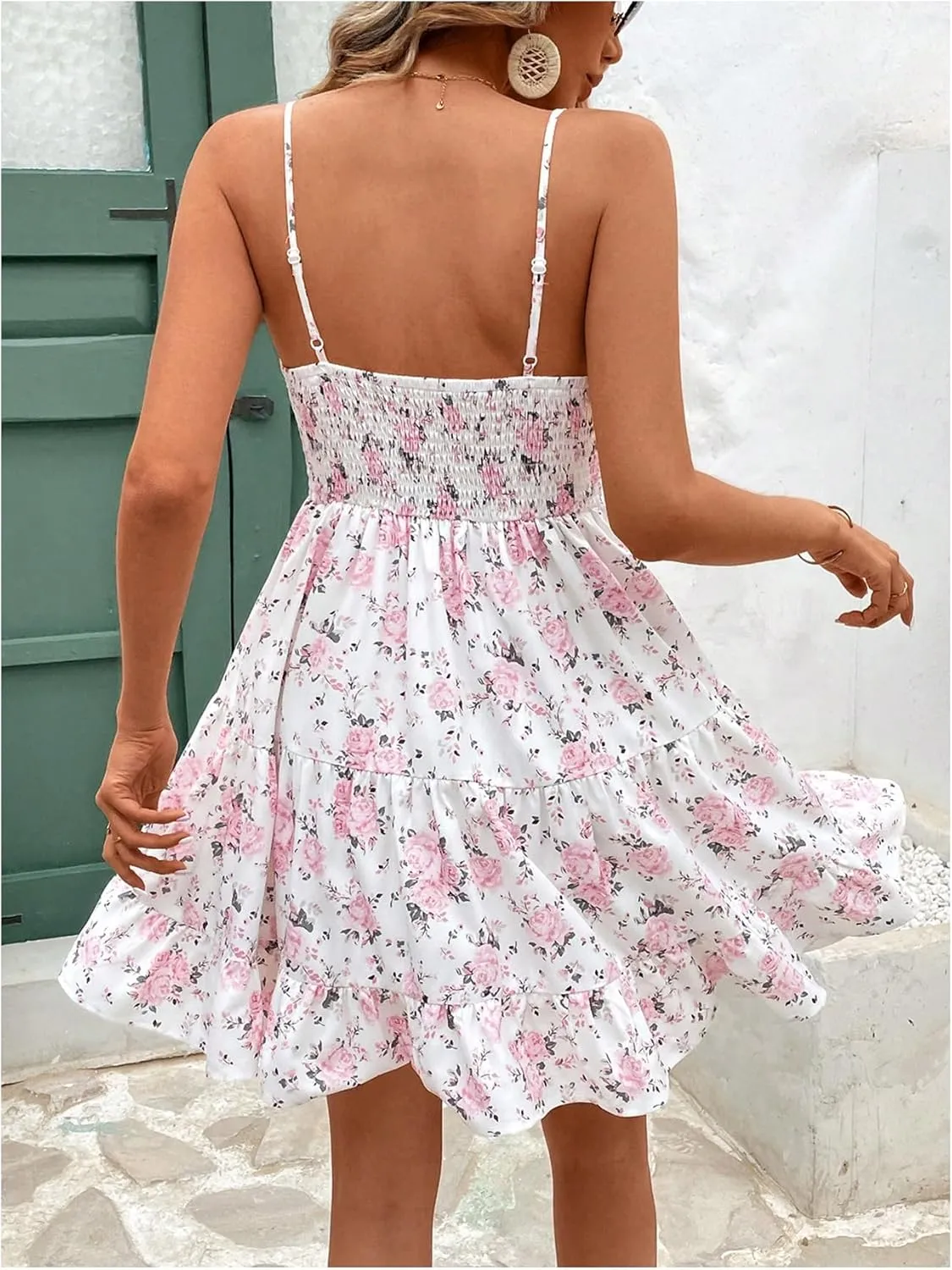 Verdusa Women's Floral Print Ruched Sleeveless Ruffle Hem A Line Swing Cami Dress