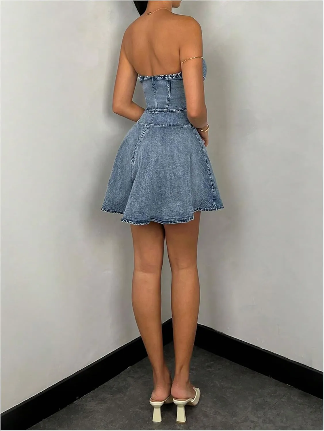 WDIRARA Women's Sexy Strapless Ruffle Hem Denim Corset Dress Flared Party Dress