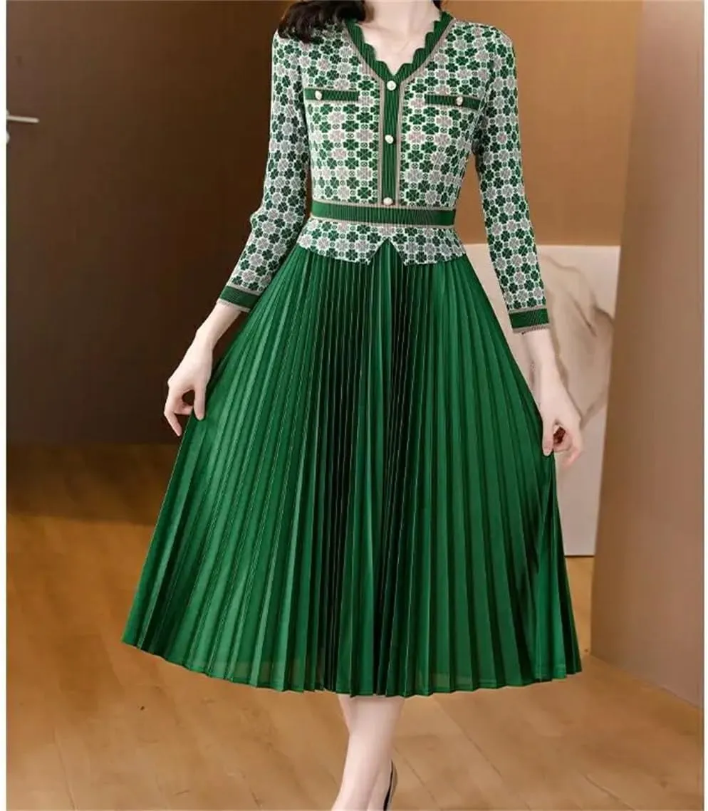 Women's Plus Size Pleated Skirt Loose Patchwork Plaid A-Line Dress